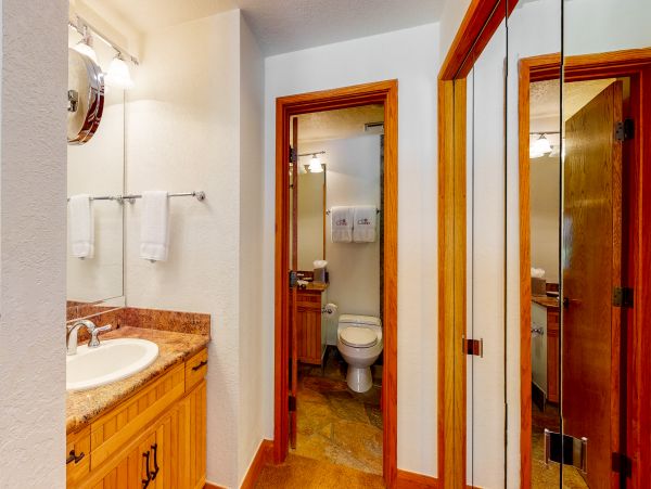 Beaver Creek Bachelor Gulch Condo 952482