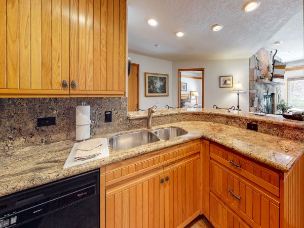 Beaver Creek Bachelor Gulch Condo 952482