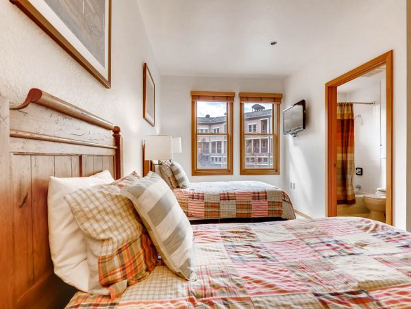 Snowmass Condo 952485