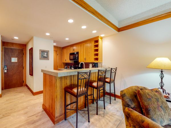 Beaver Creek Bachelor Gulch Condo 952488
