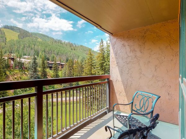 Vail Lionshead Condo 952490