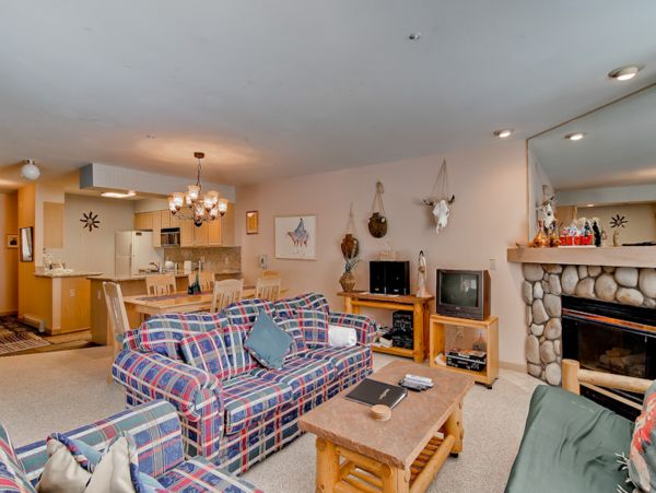 Breckenridge 3 Bedroom Ski In Ski Out Condo