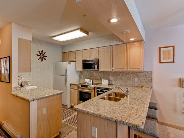 Breckenridge 3 Bedroom Ski In Ski Out Condo