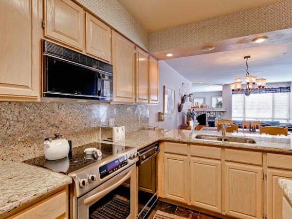 Breckenridge 3 Bedroom Ski In Ski Out Condo