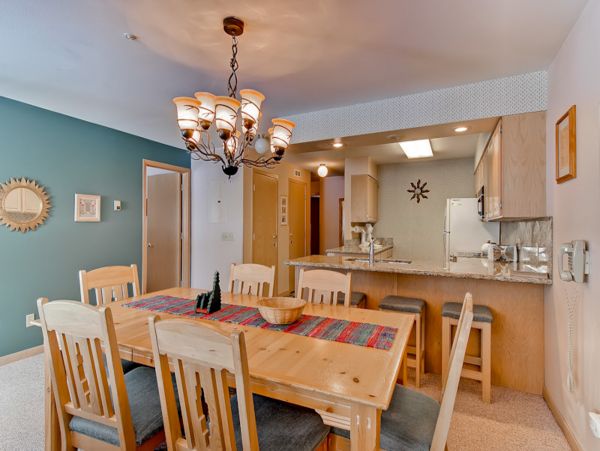 Breckenridge 3 Bedroom Ski In Ski Out Condo