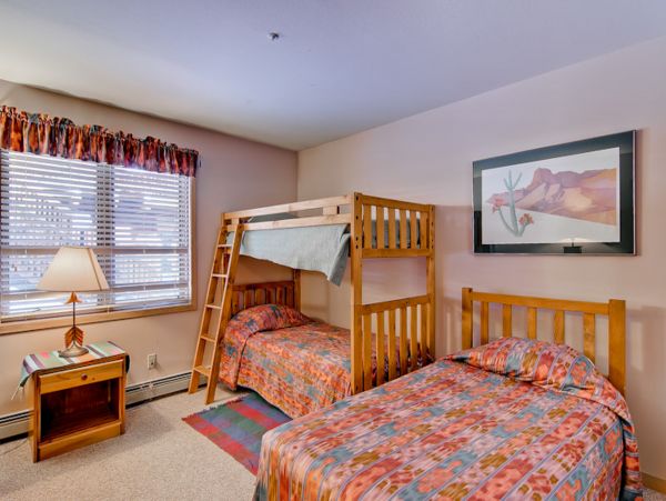 Breckenridge 3 Bedroom Ski In Ski Out Condo