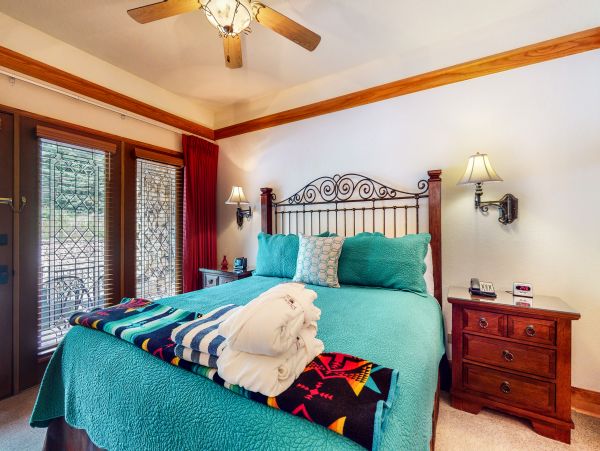 Beaver Creek Bachelor Gulch Condo 952511