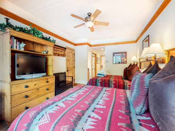 Beaver Creek Bachelor Gulch Condo 952511