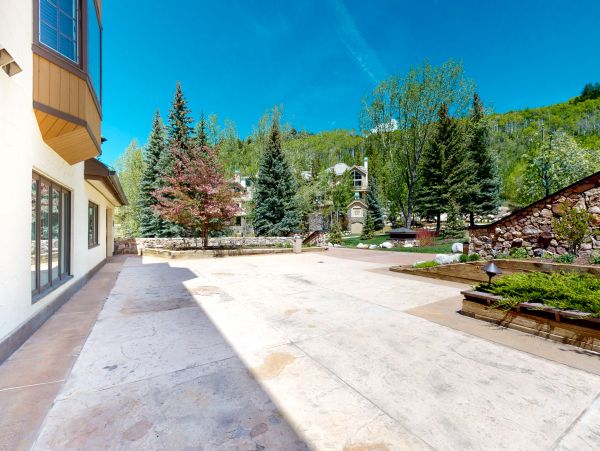 Beaver Creek Bachelor Gulch Condo 952511