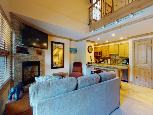 Vail Lionshead Condo 952518