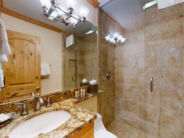 Vail Lionshead Condo 952518