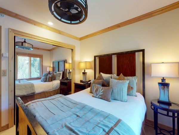 Vail Lionshead Condo 952518