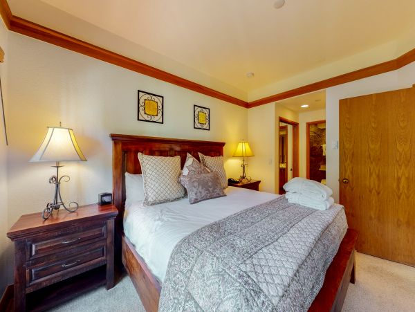 Beaver Creek Bachelor Gulch Condo 952543