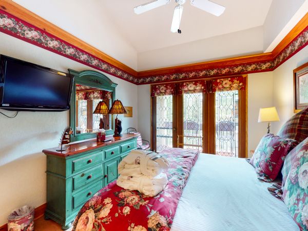 Beaver Creek Bachelor Gulch Condo 952549