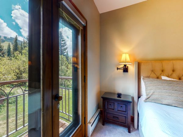 Beaver Creek Bachelor Gulch Condo 952552