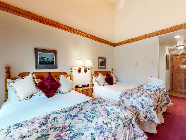 Beaver Creek Bachelor Gulch Condo 952563