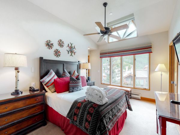 Luxury Beaver Creek 3 Bedroom Ski In Ski Out Renta