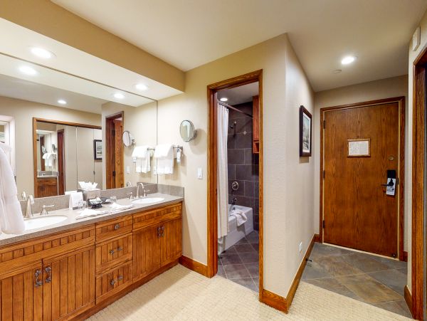 Beaver Creek Bachelor Gulch Condo 952572