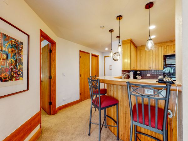 Beaver Creek Bachelor Gulch Condo 952576