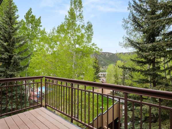 Snowmass Vacation Rental: Luxury Ski-In/Ski-Out Retreat
