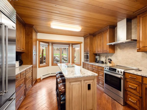 Snowmass Vacation Rental: Luxury Ski-In/Ski-Out Retreat