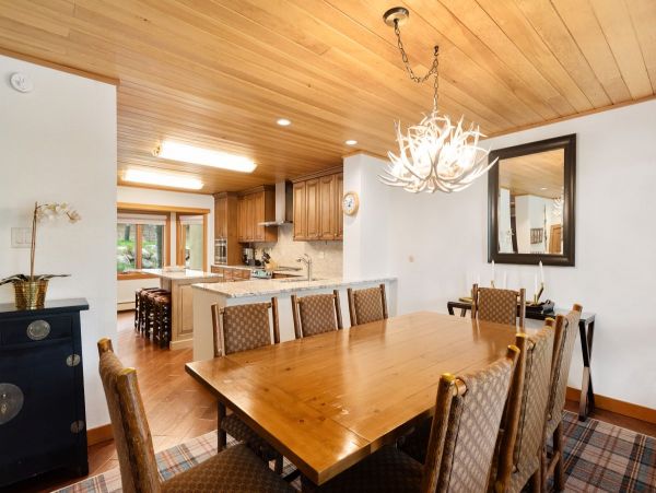 Snowmass Vacation Rental: Luxury Ski-In/Ski-Out Retreat