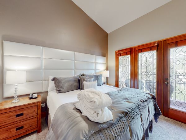Beaver Creek Bachelor Gulch Condo 952605