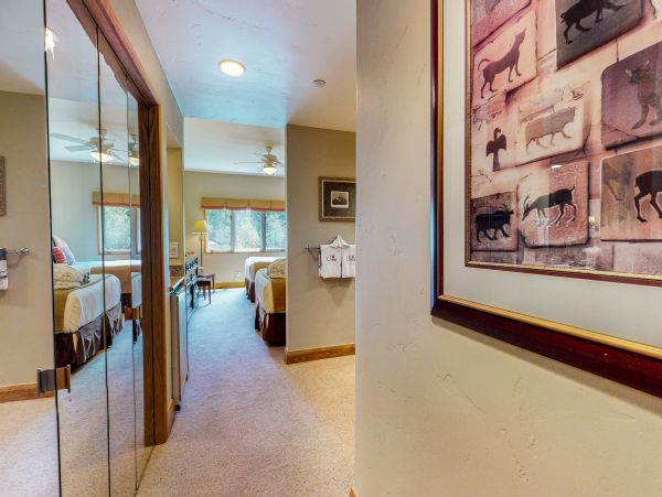 Beaver Creek Bachelor Gulch Condo 952607