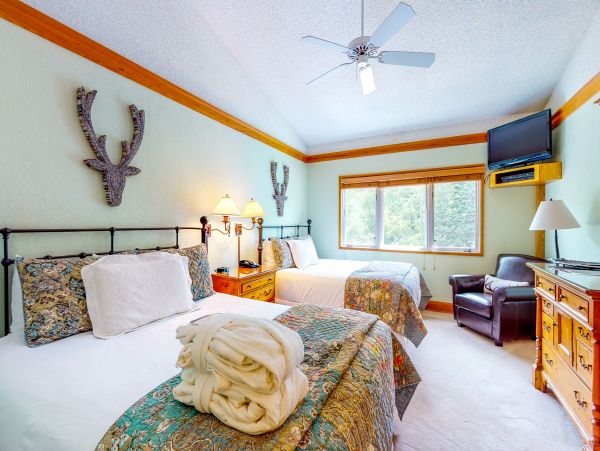 Beaver Creek Bachelor Gulch Condo 952626