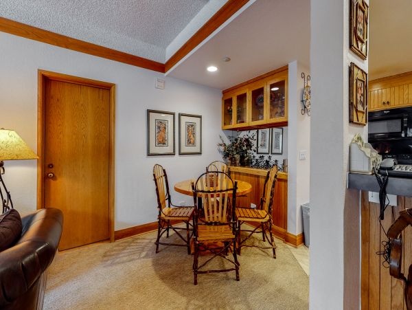 Beaver Creek Bachelor Gulch Condo 952636