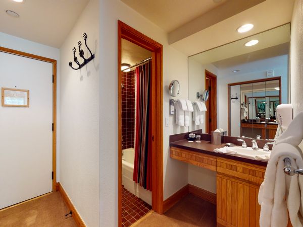 Beaver Creek Bachelor Gulch Condo 952637