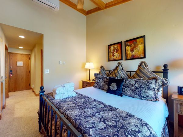 Beaver Creek Bachelor Gulch Condo 952639