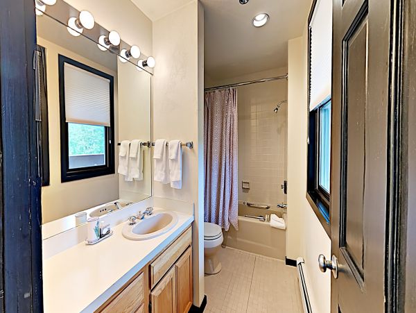 Snowmass Condo 952644