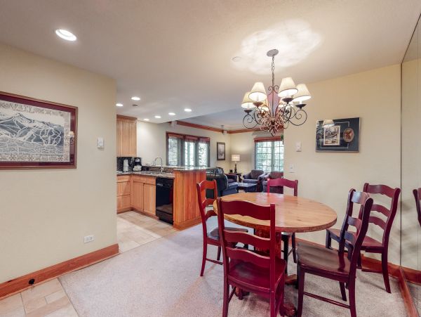 Beaver Creek Bachelor Gulch Condo 952646