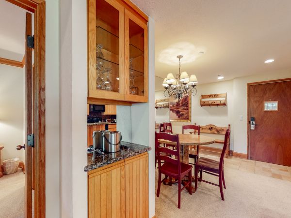 Beaver Creek Bachelor Gulch Condo 952646