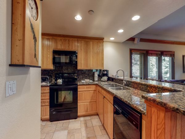 Beaver Creek Bachelor Gulch Condo 952646