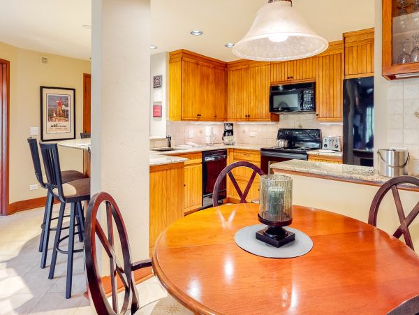 Beaver Creek Bachelor Gulch Condo 952652