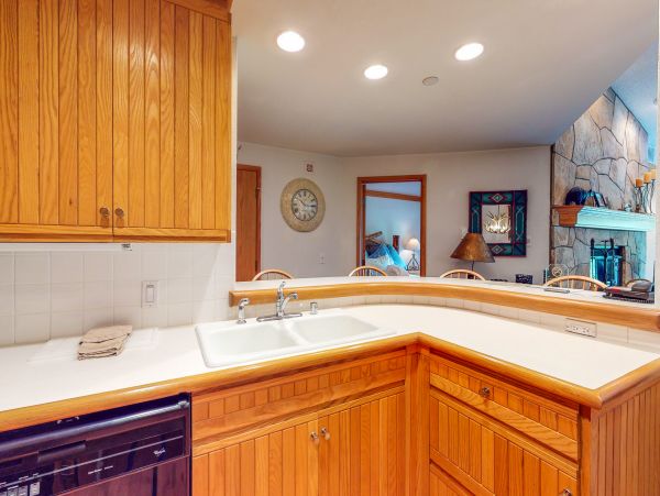 Beaver Creek Bachelor Gulch Condo 952665