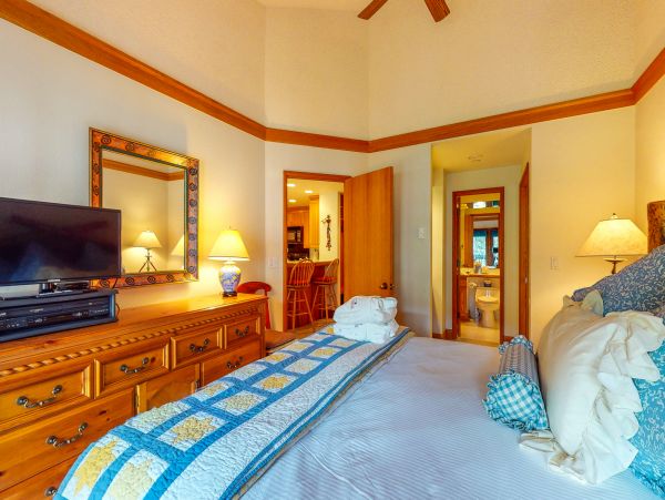 Beaver Creek Bachelor Gulch Condo 952665