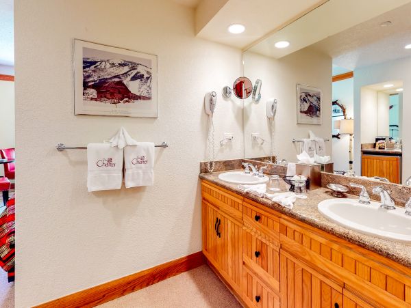 Beaver Creek Bachelor Gulch Condo 952670