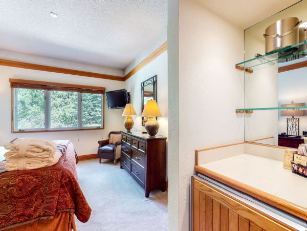 Beaver Creek Bachelor Gulch Condo 952683