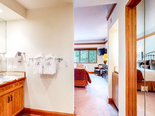 Beaver Creek Bachelor Gulch Condo 952683