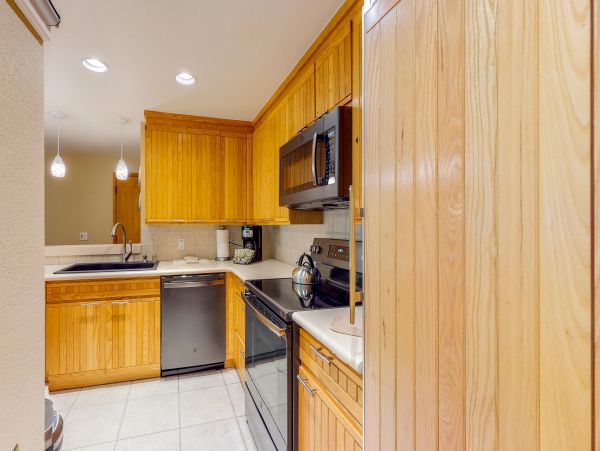 Beaver Creek Bachelor Gulch Condo 952688
