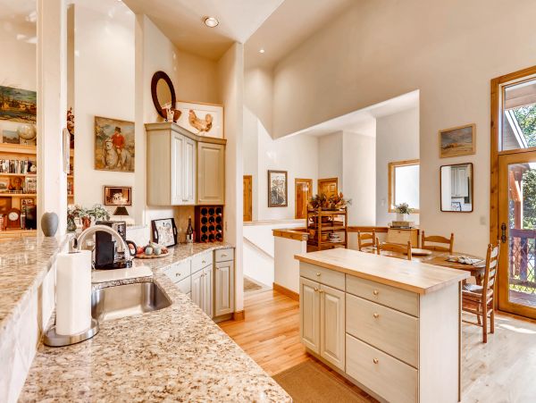 Shuttle To Ski Lifts Arrowhead 3 Bedroom Luxury Rental