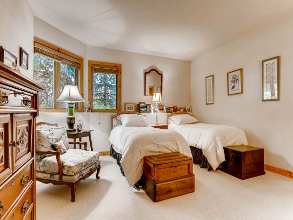 Shuttle To Ski Lifts Arrowhead 3 Bedroom Luxury Rental