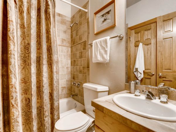 Shuttle To Ski Lifts Arrowhead 3 Bedroom Luxury Rental