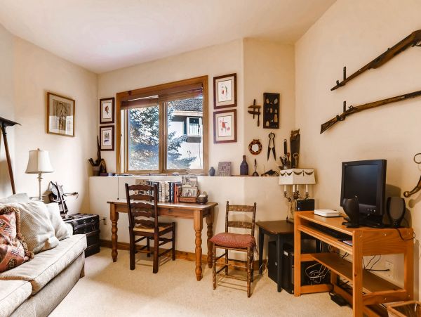 Shuttle To Ski Lifts Arrowhead 3 Bedroom Luxury Rental