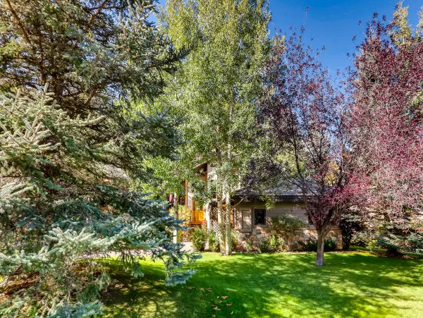 Shuttle To Ski Lifts Arrowhead 3 Bedroom Luxury Rental