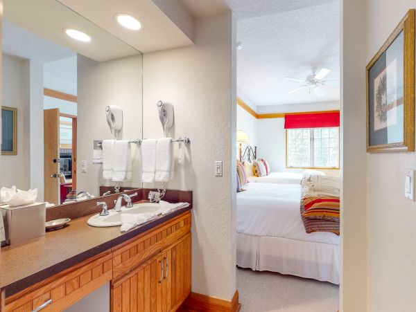 Beaver Creek Bachelor Gulch Condo 952691