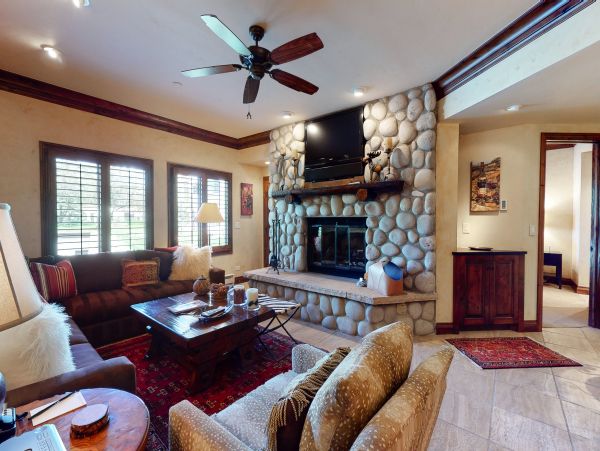 Beaver Creek Bachelor Gulch Condo 952699